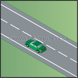 Test 2 - À quel moment, lorsque vous conduisez sur une autoroute à plusieurs voies, devez-vous rester sur la voie la plus à gauche ?