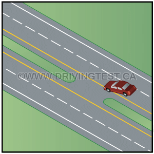 Test 3 - Où devez-vous vérifier avant de terminer un virage ?